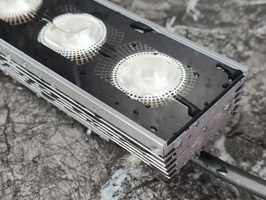 Integrated Aluminuim housing ,no separate end cap.