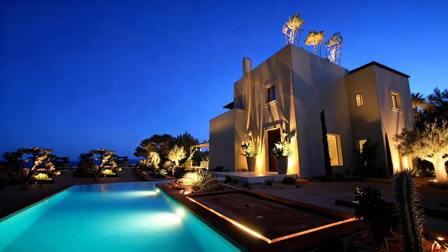 IP68 underwater light Mercury 7, inground uplight Vesta 6, IP67 10° to 36° zoomable garden spot light Ceres Zoom 4.